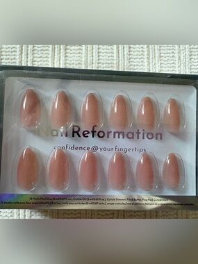 New Nail Reformation Press-On Nails in Nude Pink